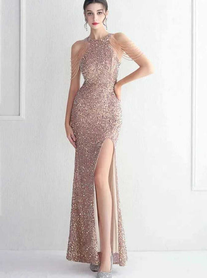 Odalis - Sukienka cekinowa długa z koralikami beżowa Flitrové šaty